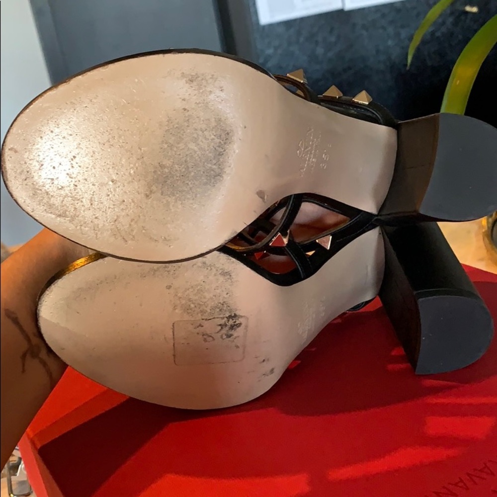 rockstud block heels